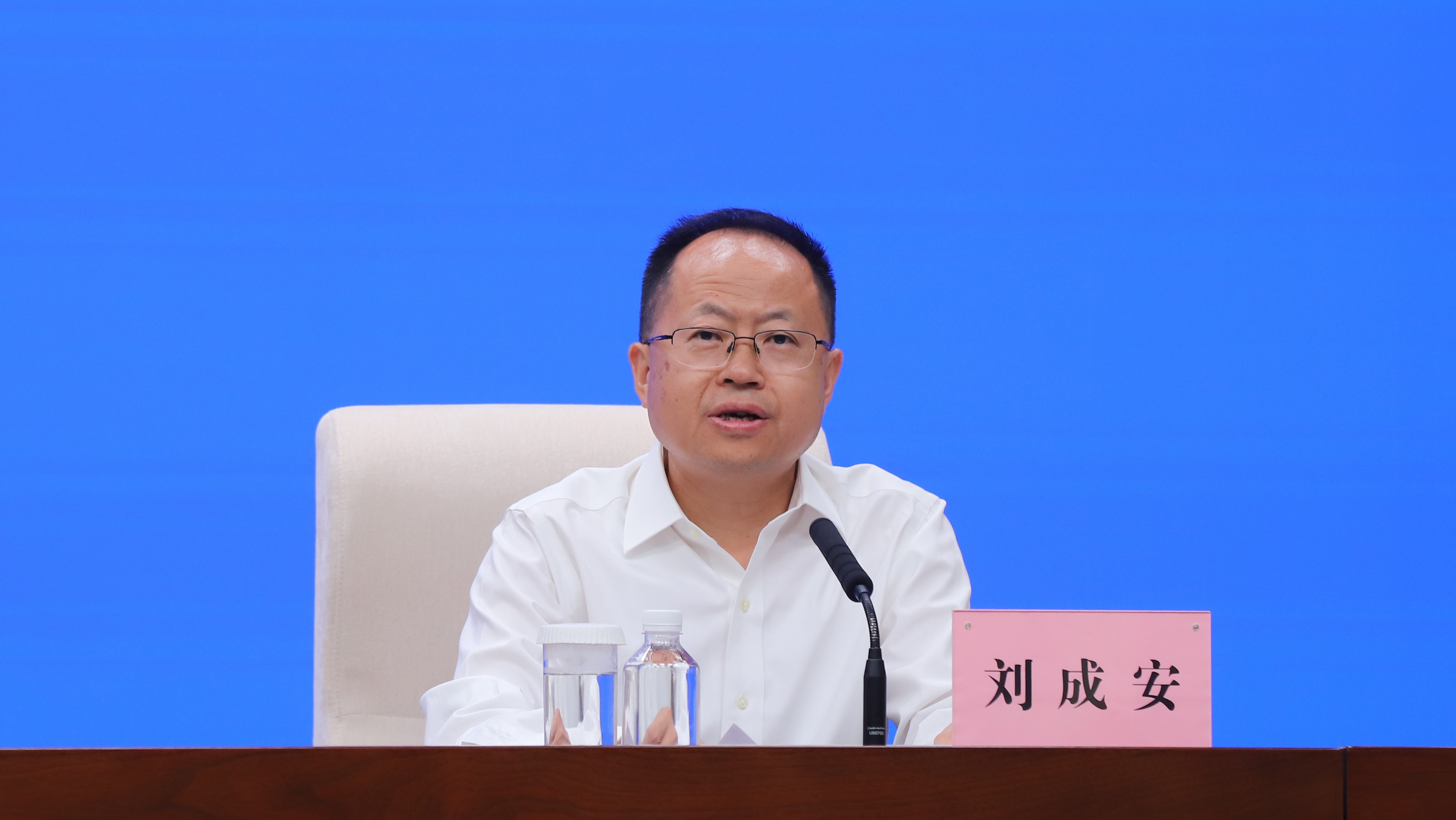 湖北省财政厅二级巡视员刘成安.jpg WG彩票